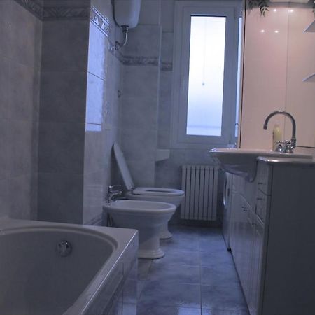 Tourist House Roma Aparthotel Ruang foto