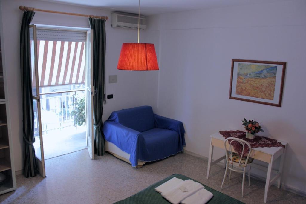 Tourist House Roma Aparthotel Ruang foto