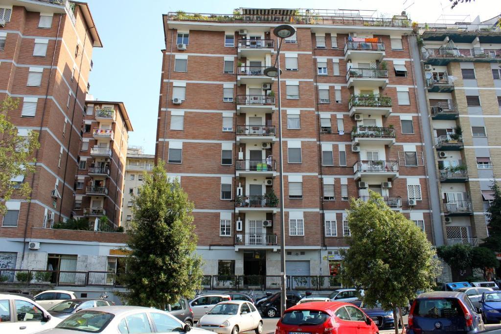 Tourist House Roma Aparthotel Ruang foto