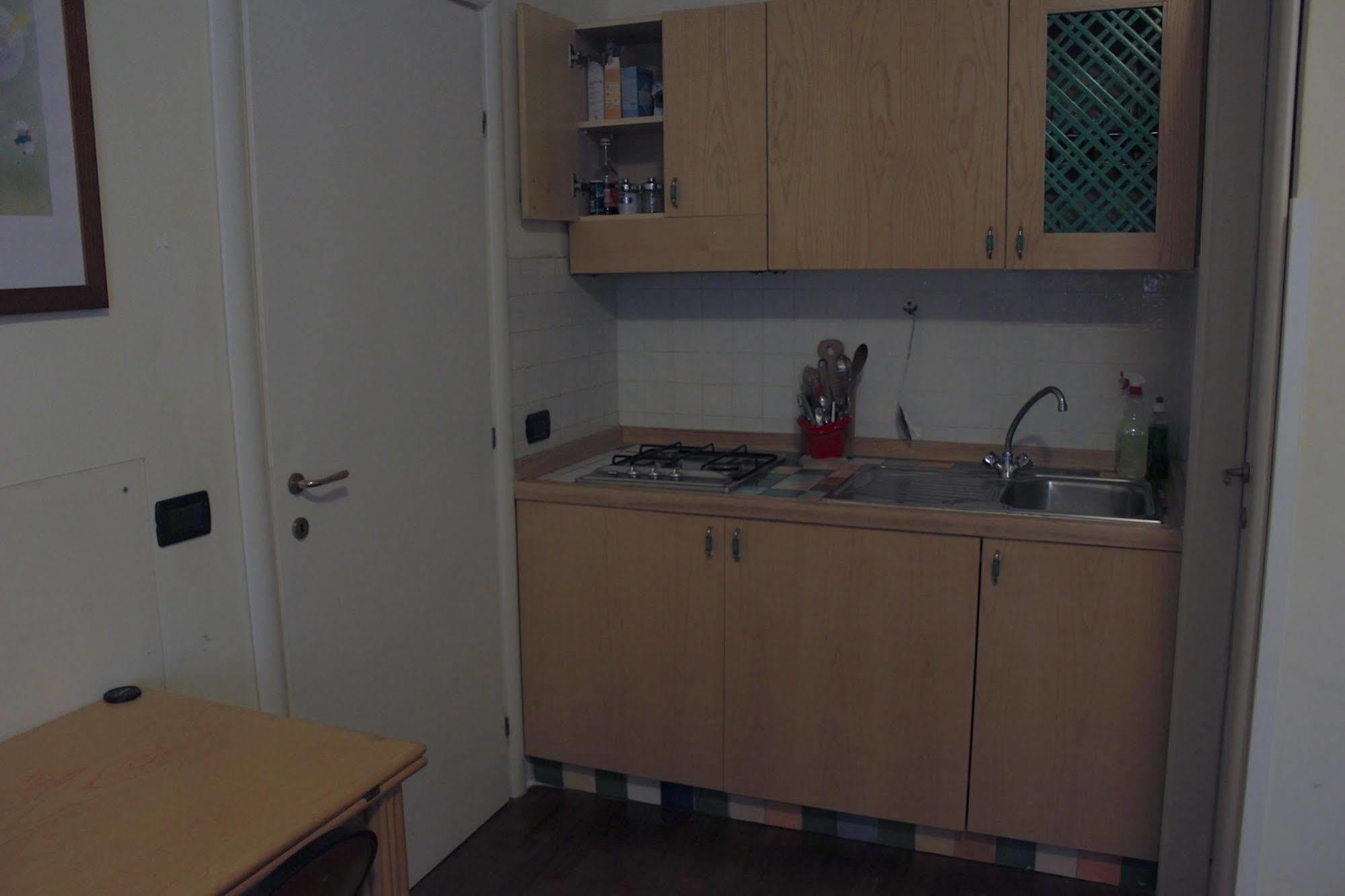 Tourist House Roma Aparthotel Bagian luar foto