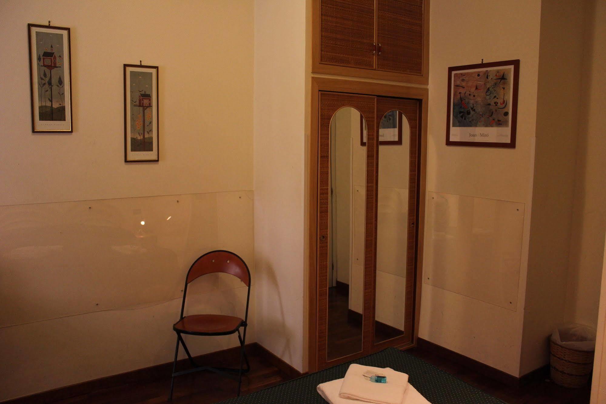 Tourist House Roma Aparthotel Bagian luar foto